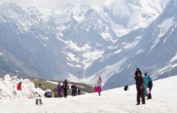 Pleasurable Kullu Tour Package for 4 Days 3 Nights from Delhi