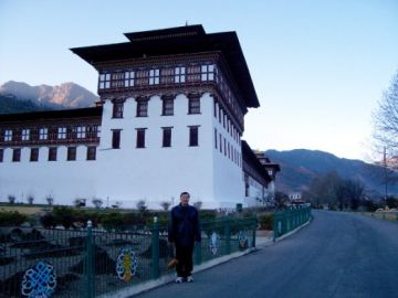 Experience 7 Days Bhutan to Punakha Luxury Vacation Package