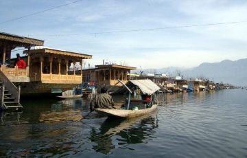 Ecstatic 5 Days 4 Nights Srinagar, Gulmarg, Pahalgam with Srinagar Tour Package