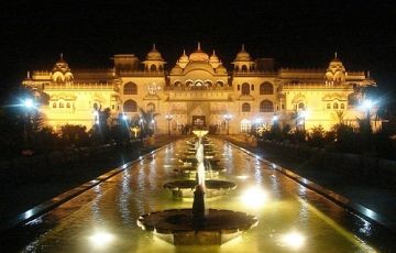 Ecstatic 15 Days 14 Nights Udaipur, Jodhpur, Jaipur, New Delhi, Jammu, pahalgam, gulmarg and Srinagar Tour Package