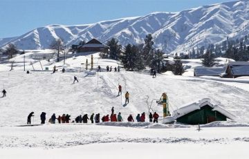 Heart-warming 4 Days 3 Nights Gulmarg Trip Package