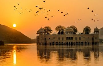 Amazing 5 Days 4 Nights Jaipur Holiday Package