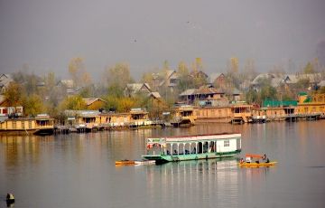 Ecstatic Pahalgam Tour Package for 6 Days 5 Nights