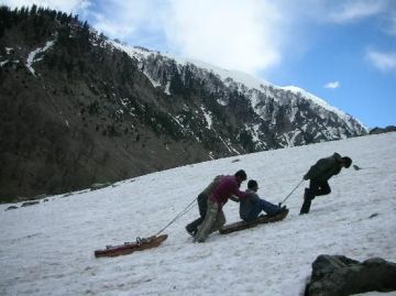 Pleasurable 6 Days 5 Nights Srinagar, Pahalgam and Gulmarg Trip Package