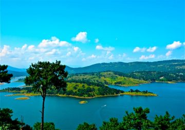 Pleasurable 2 Days Guwahati and Shillong Holiday Package