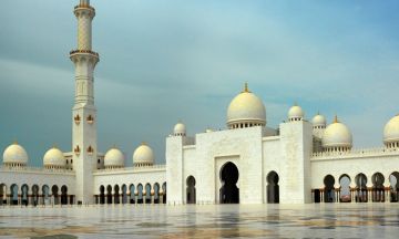 4 Days 3 Nights ABU DHABI Honeymoon Tour Package