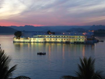 Memorable 2 Days 1 Night Udaipur Offbeat Trip Package