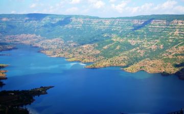 Pleasurable Mahabaleshwar Offbeat Tour Package for 2 Days 1 Night