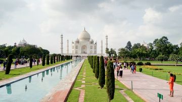 Family Getaway 5 Days Jaipur Tour Package