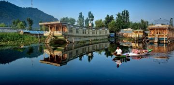 Heart-warming 6 Days Mumbai to PAHALGAM Honeymoon Holiday Package