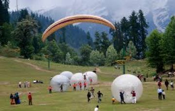 Amazing 4 Days Delhi to Himachal Pradesh Romantic Trip Package