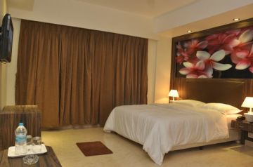 Amazing 3 Days 2 Nights Mahabaleshwar Honeymoon Vacation Package