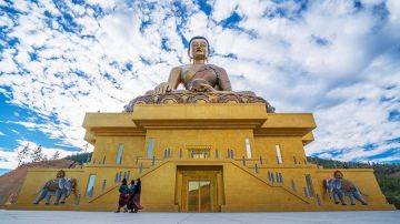 Family Getaway 6 Days Paro to Thimphu Monastery Holiday Package