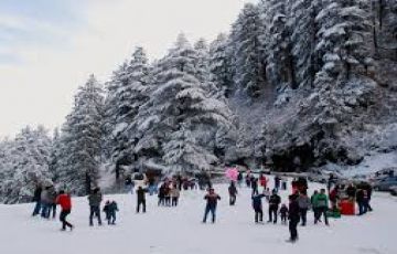 Family Getaway 7 Days Mumbai to Srinagar Vacation Package