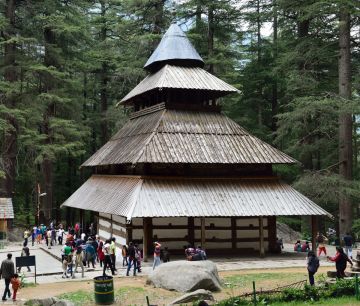 Family Getaway 6 Days 5 Nights Manali Hill Trip Package