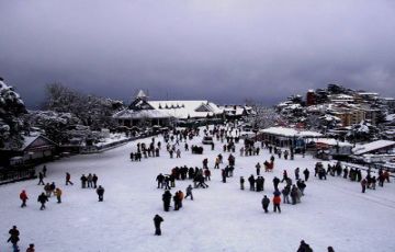 Magical 6 Days Delhi, Manali, Rohtang Pass and Kullu Tour Package