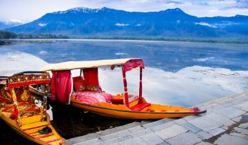 Experience 4 Days 3 Nights Gulmarg, Pahalgam with Srinagar Holiday Package