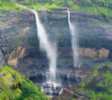 Heart-warming 5 Days 4 Nights Mumbai, Lonavala, Lavasa with Panchgani Tour Package