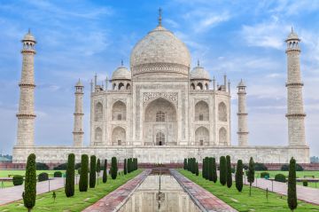 Beautiful 4 Days Delhi and Agra Vacation Package