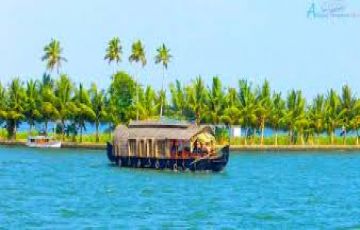 Best 4 Days 3 Nights Cochin, Munnar and Alleppey Trip Package