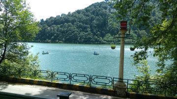 Experience 6 Days Nainital, Bhimtal with Mukteshwar Holiday Package