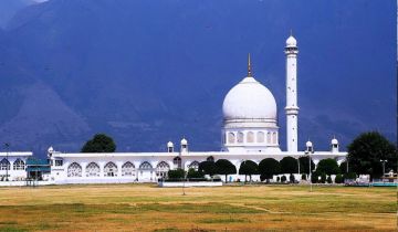 Family Getaway 2 Days 1 Night Katra with Vaishno Devi Darshan Tour Package