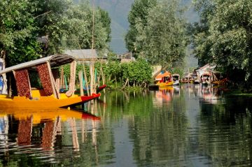 Best 3 Days New Delhi to Gulmarg Holiday Package