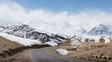 Heart-warming Leh Tour Package for 5 Days from New Delhi