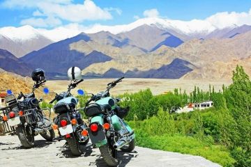 Heart-warming 4 Days 3 Nights Leh with New Delhi Trip Package