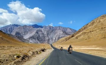 Ecstatic 5 Days 4 Nights Leh and New Delhi Trip Package