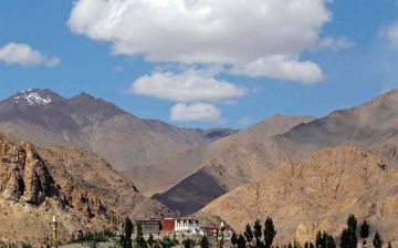 Family Getaway 4 Days Leh and New Delhi Holiday Package