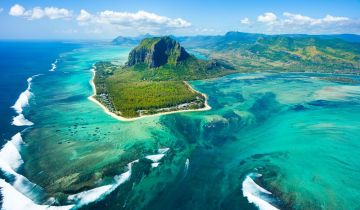 Pleasurable 4 Days Mauritius with New Delhi Holiday Package