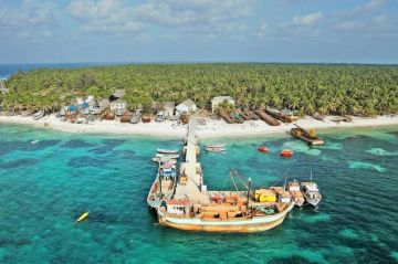 Beautiful 4 Days New Delhi to Lakshadweep Vacation Package