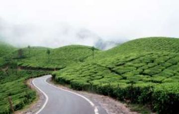 Family Getaway 3 Days 2 Nights Munnar and New Delhi Vacation Package