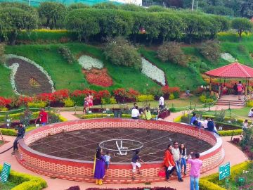 Best 6 Days Ooty and New Delhi Trip Package