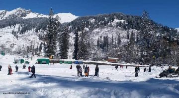Heart-warming Arrival At Manali Bus Stand Tour Package for 5 Days