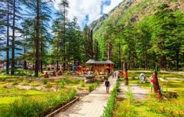 Family Getaway 3 Days Manali to shimla Tour Package