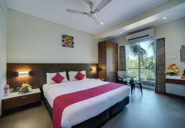 Experience 4 Days 3 Nights goa Honeymoon Tour Package