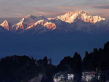 Pleasurable 4 Days darjeeling Friends Trip Package