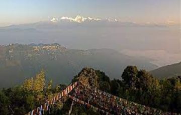 3 Days Darjeeling Tour Package On Easy EMI.