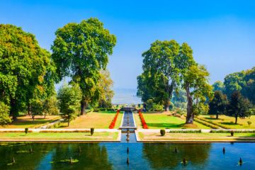 5 NIGHTS 6 DAYS DELIGHTFUL  KASHMIR HOLIDAY PACKAGE  BY KASHMIR TRAVEL SITE