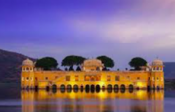 4 Night & 5 Days Mathura-Agra-Jaipur Tour Pacakage