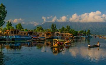 Budget Kashmir  Package      4 Nights & 5 Days             by     Pack n Come Holidays