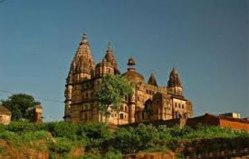 Memorable 3 Days Orchha State Weekend Getaways Trip Package