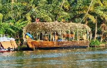 Ecstatic 4 Days New Delhi to Kerala Wildlife Trip Package