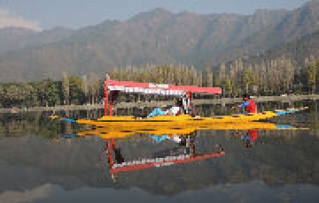 Memorable 3 Days 2 Nights Srinagar Water Activities Vacation Package