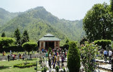 Amazing 3 Days 2 Nights Srinagar Family Vacation Package