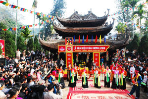 Hung Kings Commemoration Day 2020 in Vietnam, photos, Fair,Festival ...