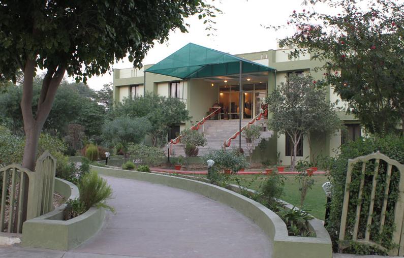 Kadamb Kunj Resort Bharatpur - Hotel Rooms, Prices, Reviews, Photos