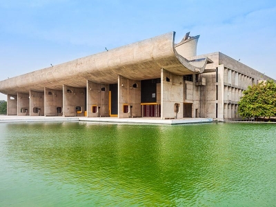3 Nights & 4 Days Chandigarh-Amritsar Family Tour Package